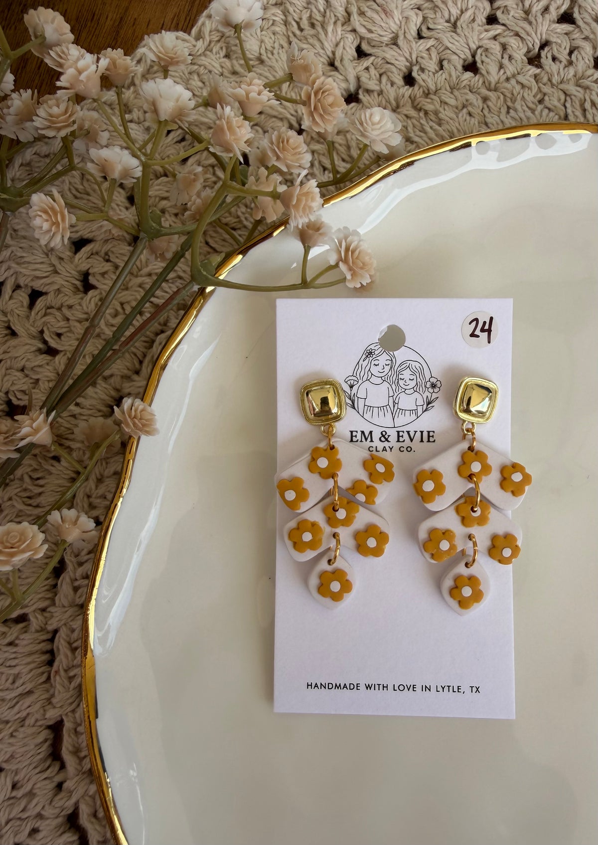 golden daisies